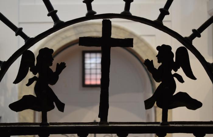 LA REJA DE FRANCISCO GARC�A PARA LA CAPILLA DEL LICENCIADO GABRIEL DE VALLEJERA